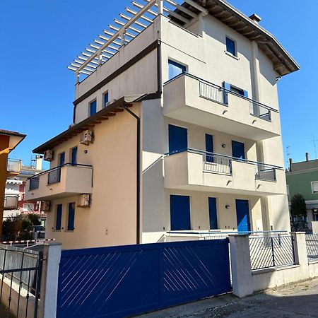 Residence Stefania Attici Su 2 Livelli - Agenzia Cocal Caorle Exteriér fotografie